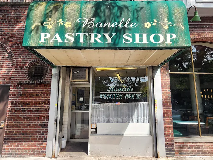 Bonelle Pastry Shop Picture 6