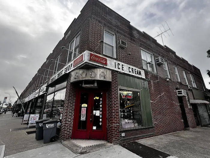 Eddie's Sweet Shop Picture 2