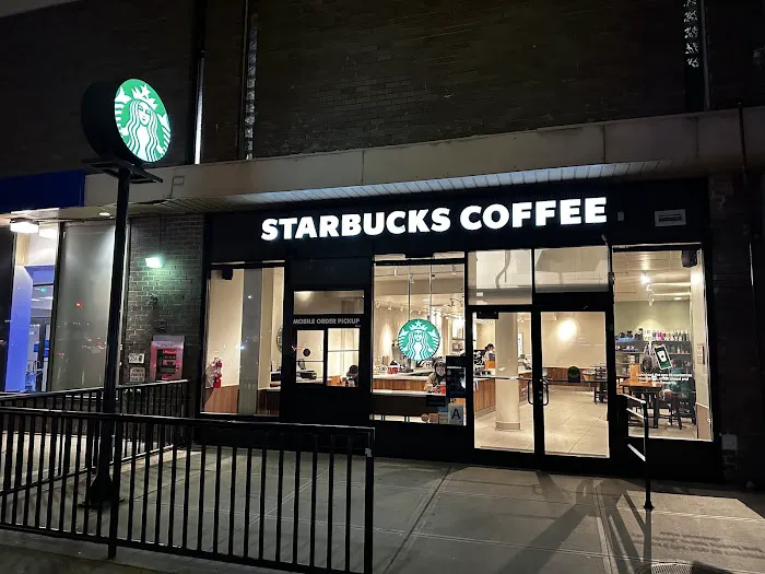 Starbucks Picture 3