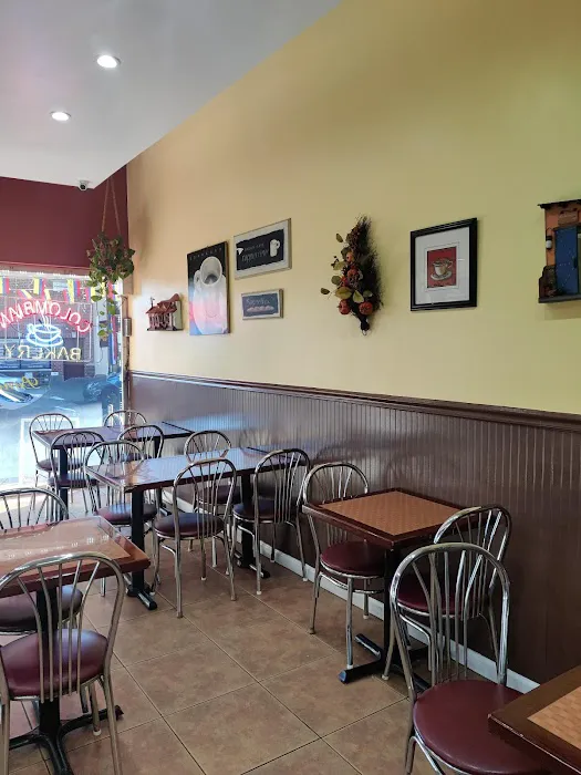 El Cafetal Bakery Picture 7