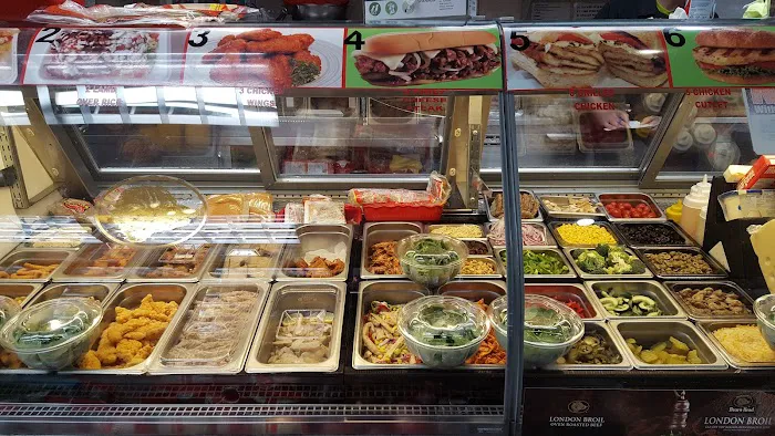 94thDeli & Grill Picture 3