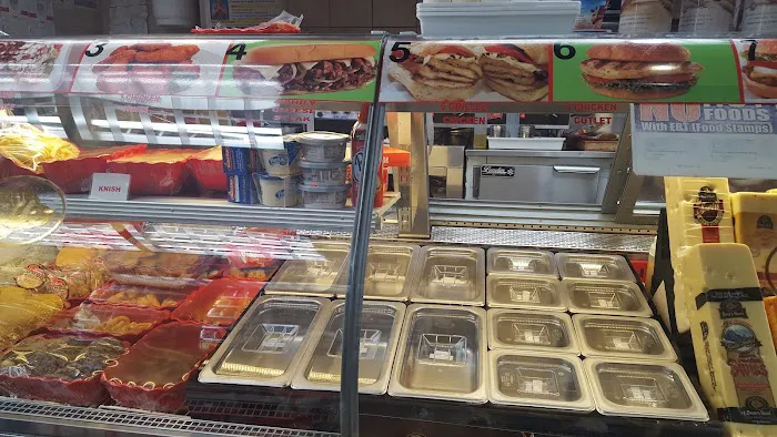 94thDeli & Grill Picture 1