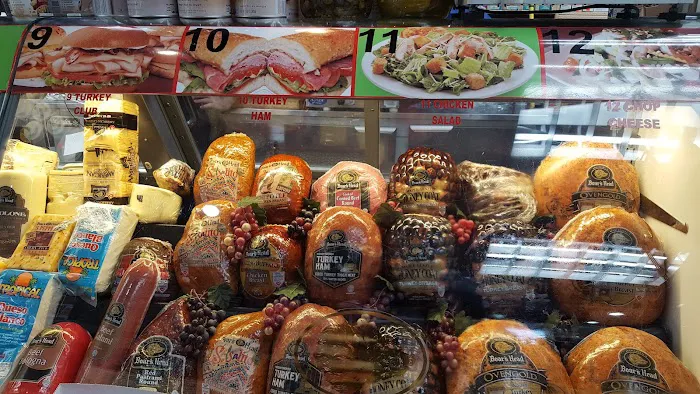94thDeli & Grill Picture 2
