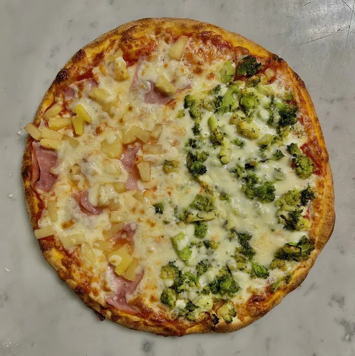 Joe's Pizza (Woodhaven NY) Picture 8