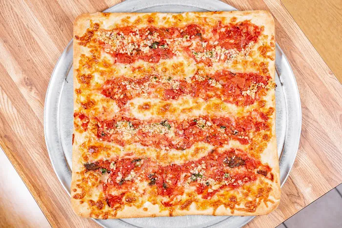 Sal's Pizzeria Picture 4