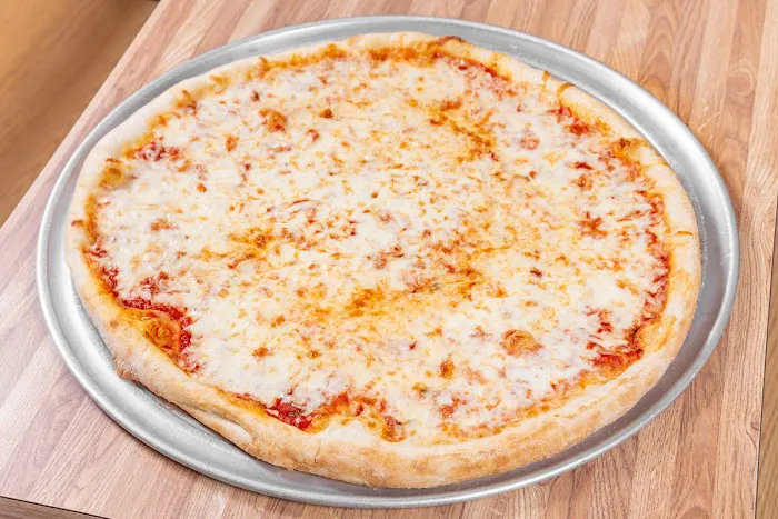 Sal's Pizzeria Picture 7