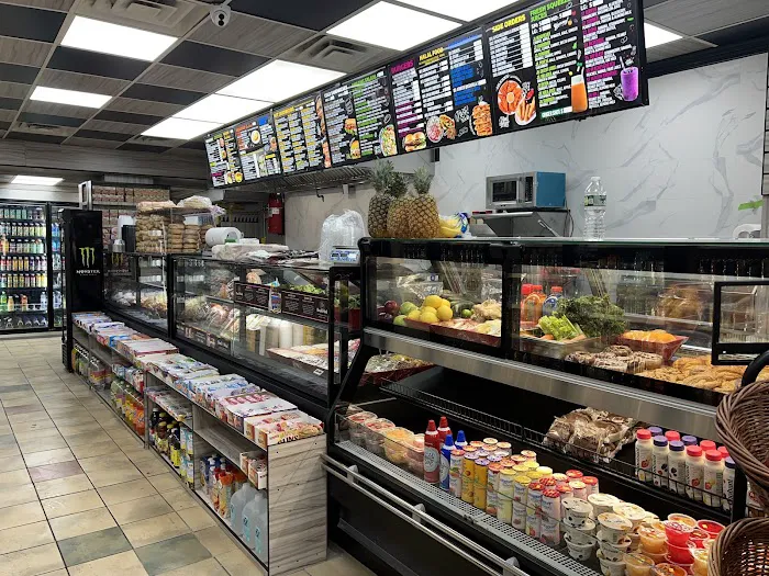 Woodhaven Deli & Grill Picture 7
