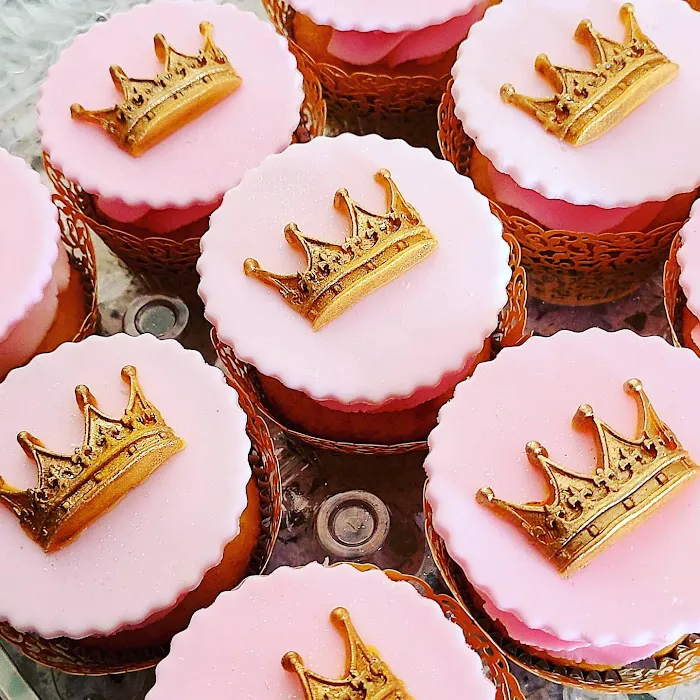 Sweet Kandy's Cakes Picture 5