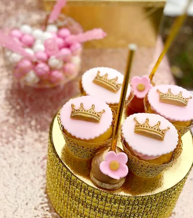 Sweet Kandy's Cakes Picture 9