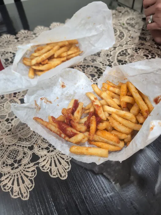Caraotas Nyc - Arepas, Burgers & Milkshakes Picture 6