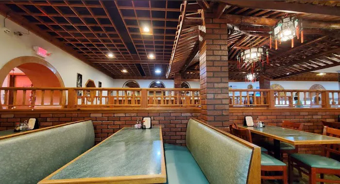 Queens Buffet & Cajun Seafood Picture 10