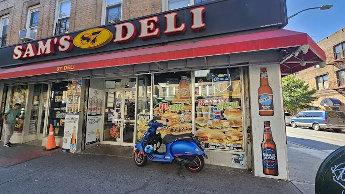 Sam's Deli & Grocery Picture 6