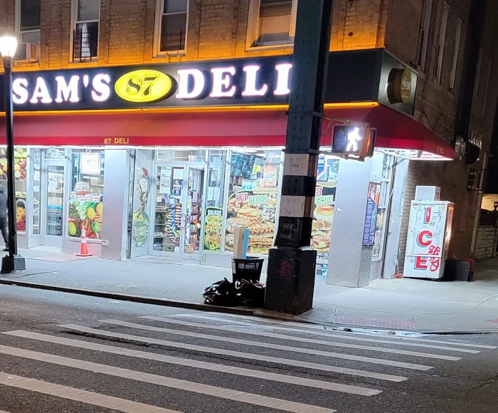 Sam's Deli & Grocery Picture 9