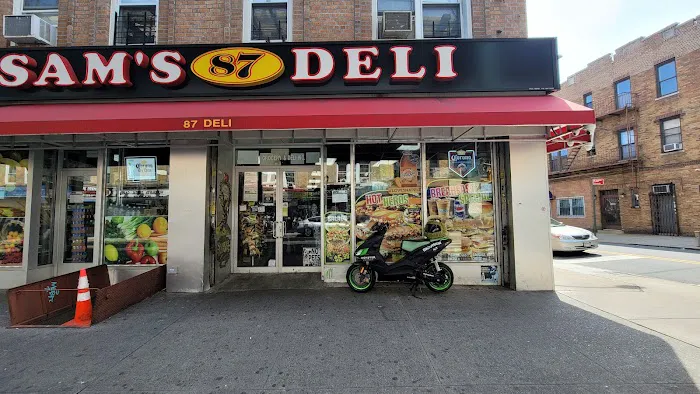 Sam's Deli & Grocery Picture 7