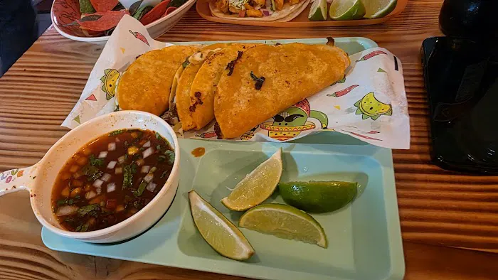 Q Rico No Manches Picture 1