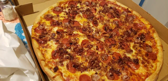 Carranza Pizza Picture 2