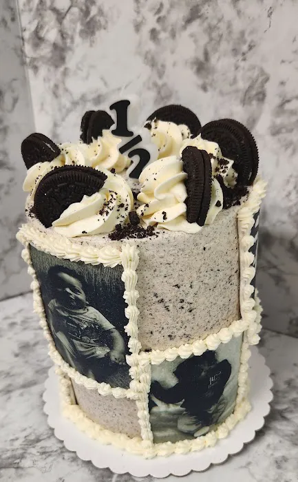 A BUY Custom Cakes Picture 9