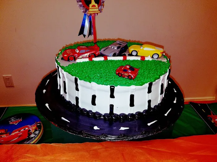 Nelly's Cake & Party Supply Picture 4