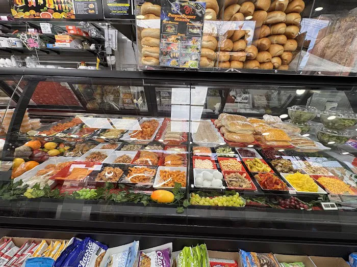 656 L&J ORGANIC DELI CONVENIENCE Picture 10