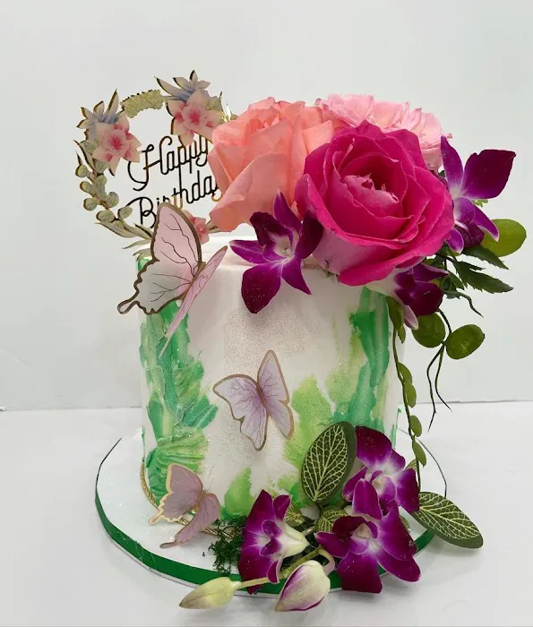 Cakes by Madelin Bakery Picture 10