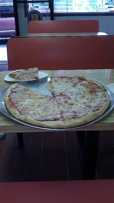 Caterina Pizza Picture 7