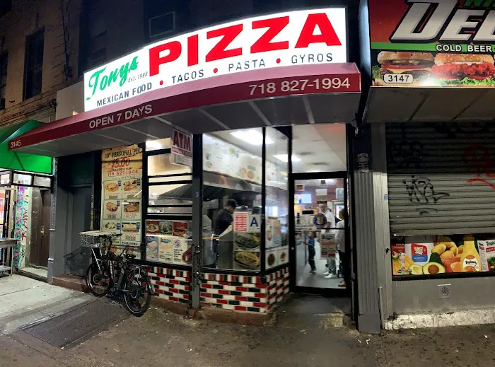 Tony's Pizza Picture 4