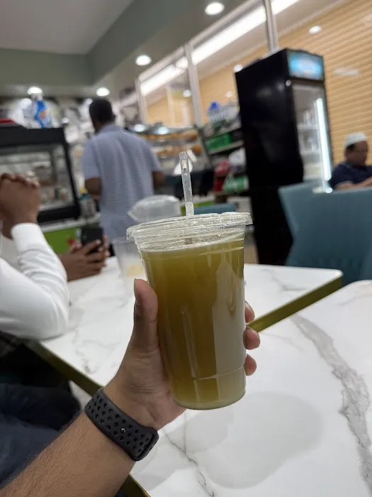 Ayojon Fast Food & Juice Bar- Chotpoti, Fuchka, Fresh Fruit Juice Picture 2