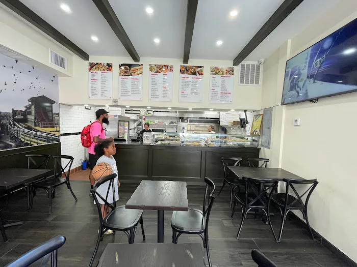 Mike's Pizza Picture 2