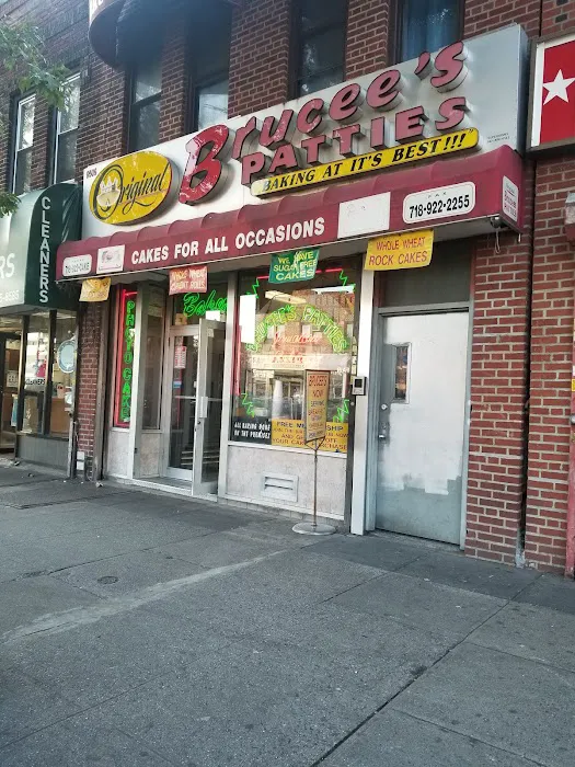 Original Brucee's Patties Cafe Picture 5