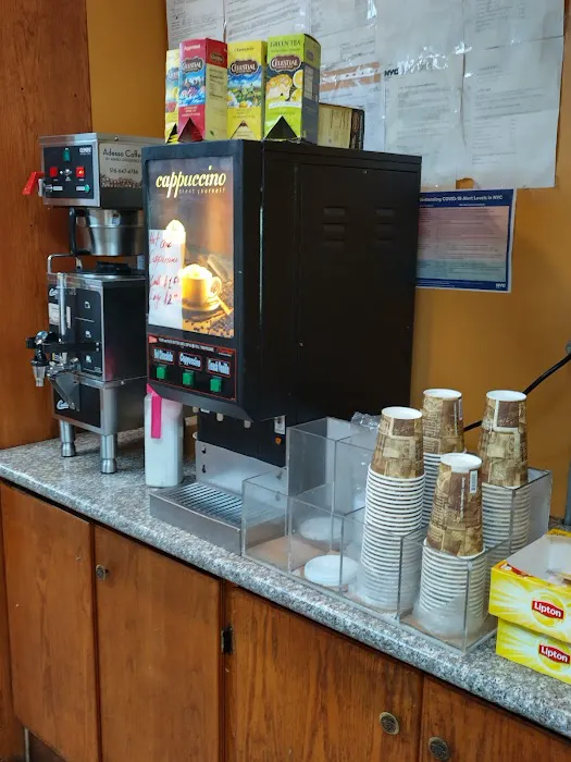 Heights deli and corp Picture 2