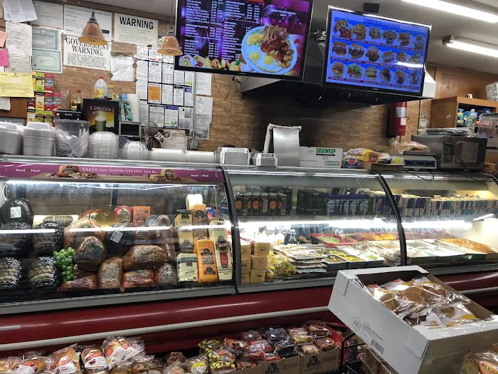 Munchiez Deli Picture 4
