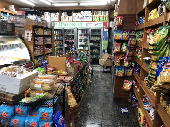 Munchiez Deli Picture 7