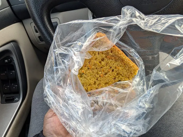 Tasty Delicious Bakery Outlet Picture 4