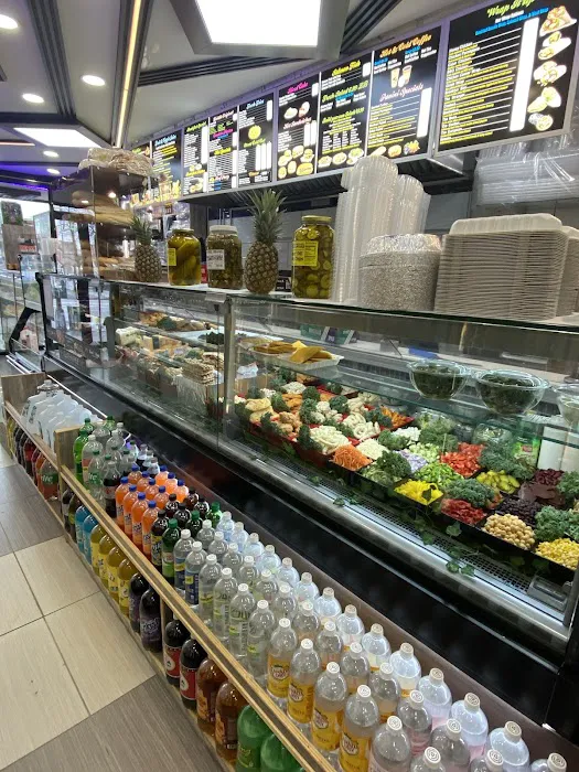 Skyline Deli 1 Picture 1