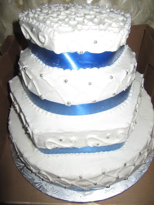 Reine's Bakery Picture 2