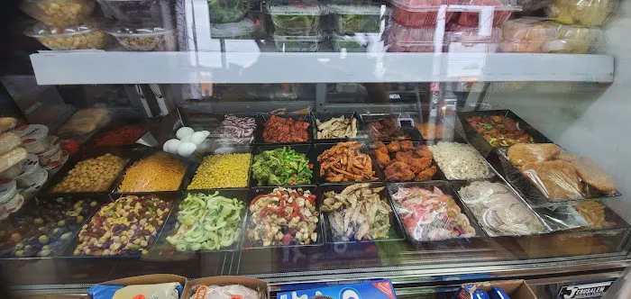 Y & M Deli Picture 4