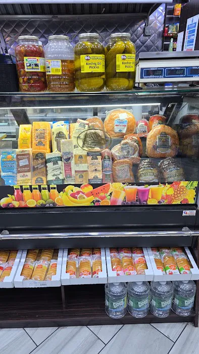 26 Gourmet Deli Picture 2