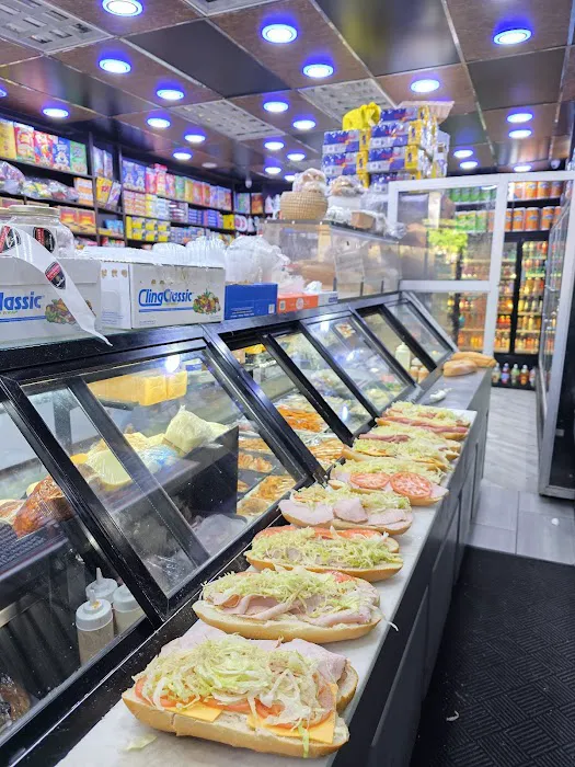 26 Gourmet Deli Picture 8