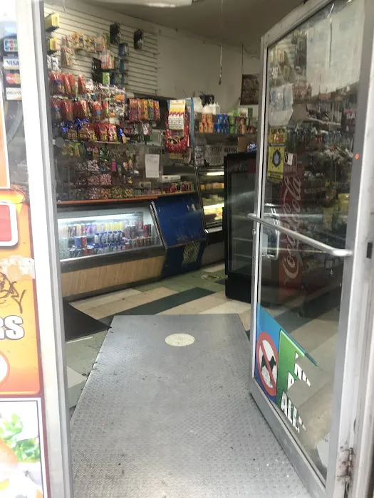 Caceres Mini Market Deli & Grocery Picture 3