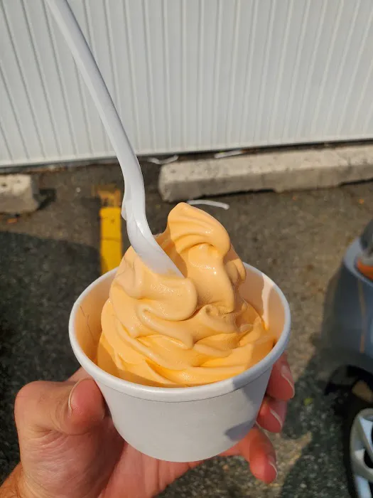 Ernie's Ice Cream Picture 8