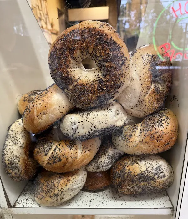 Bagel Train Picture 4