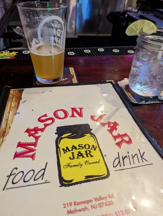 Mason Jar Family Restaurant and Bar Picture 5