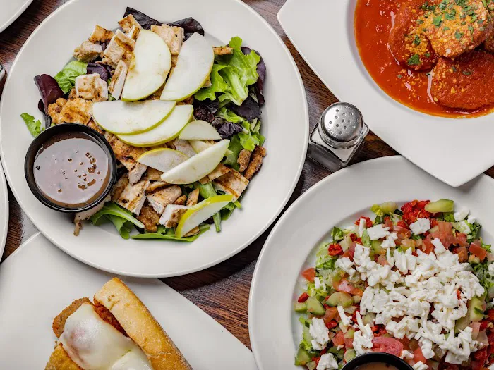 Nonna's Pizza Restaurant Picture 3