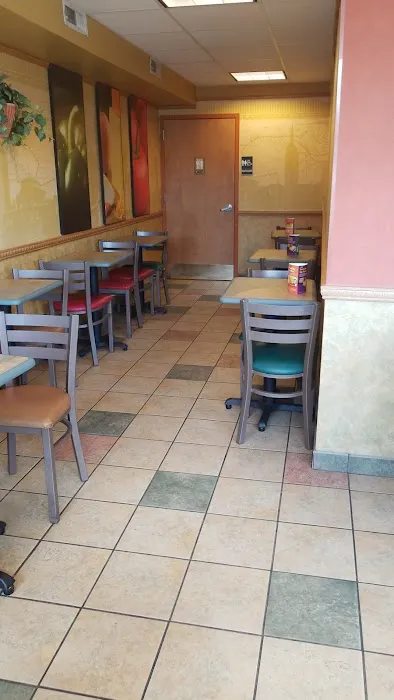 Subway Restaurants Picture 3