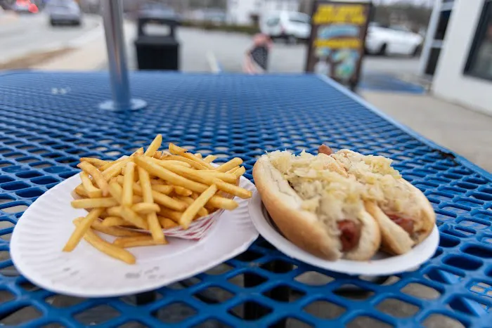 Mike's Dog House Picture 5