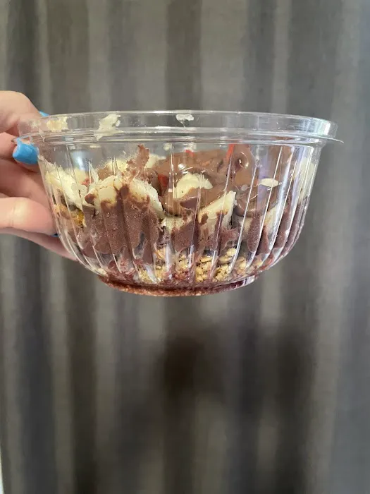 Blueberry Oakland Frozen Yogurt, Acai Bowl, Bubble Tea and Smoothie Picture 9