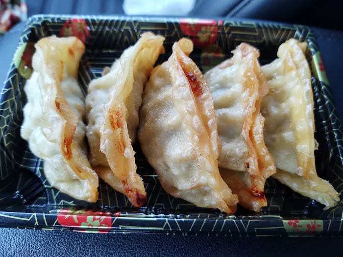 Ureshi Sushi (Inside Oakland Farmer's Market) Picture 4