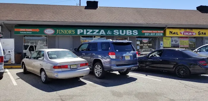 Juniors Pizza & Subs Picture 2