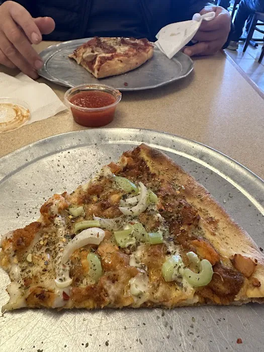 Frank's Pizza Picture 3