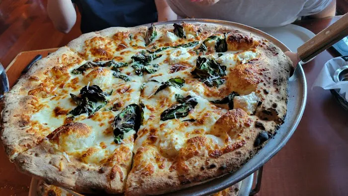 Frank's Pizza Picture 2